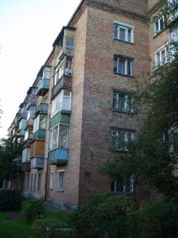 Київ, Естонська вул., 5