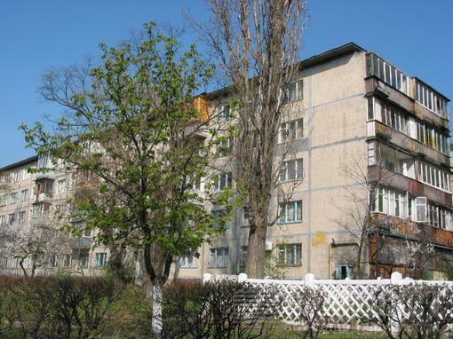 Київ, Едуарда Вільде вул., 3