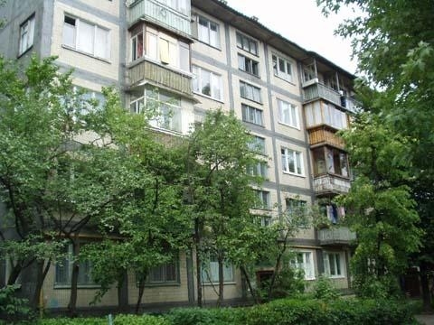 Продаж 2-кімнатної квартири 44 м², Будівельників вул., 8А