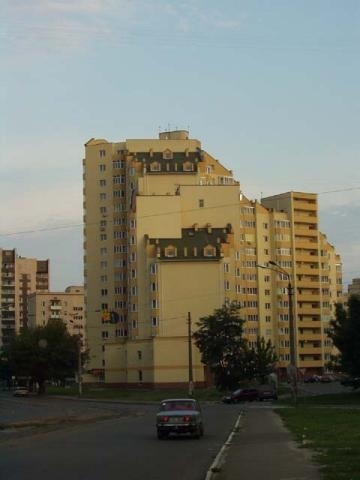 Продаж 2-кімнатної квартири 75 м², Тростянецька вул., 49