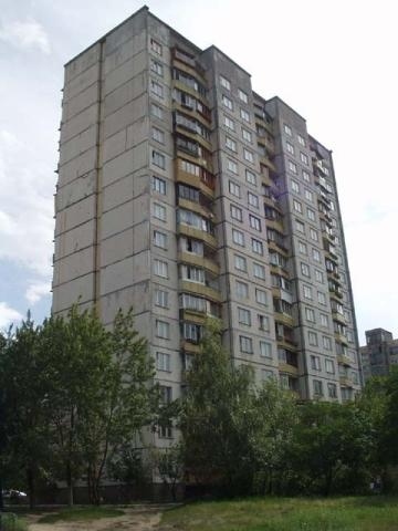 Киев, Харьковское шоссе, 21/5