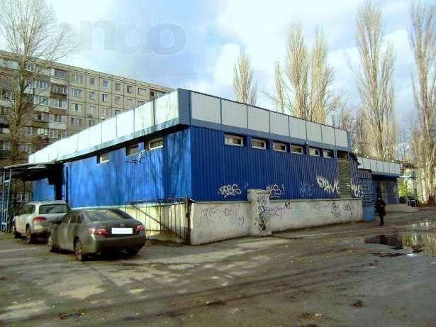 Київ, Сім`ї Сосніних вул., 14