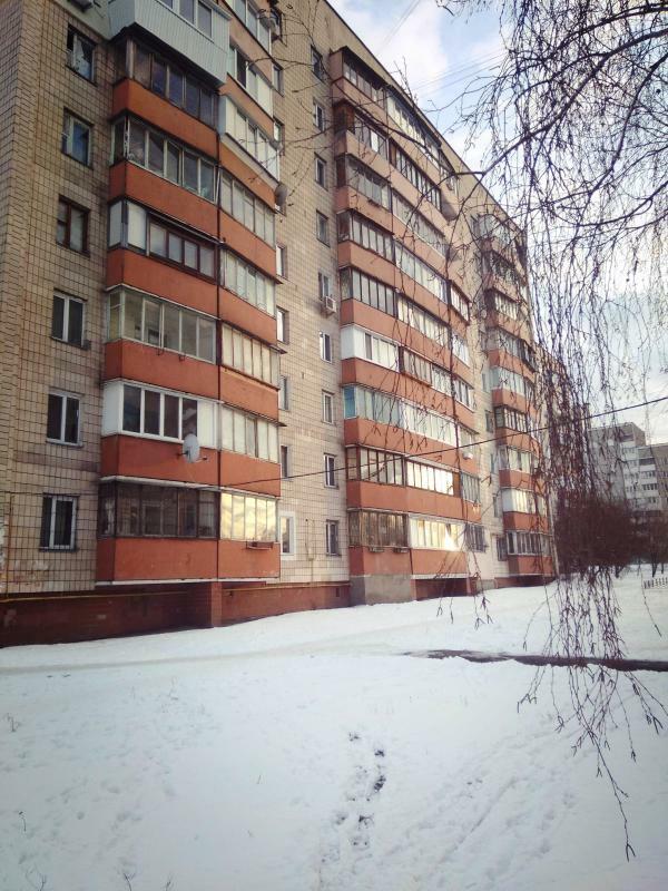 Київ, Симиренка вул., 22