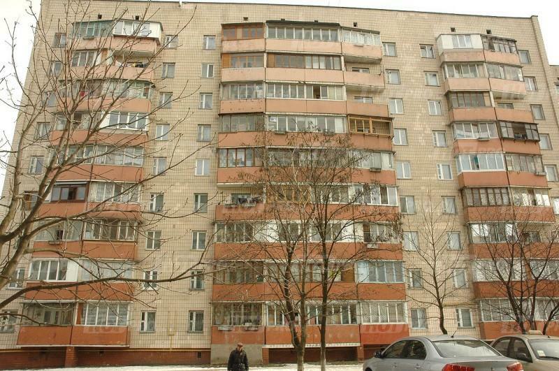 Київ, Симиренка вул., 22