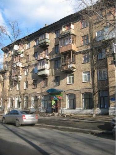 Киев, Симферопольская ул., 4