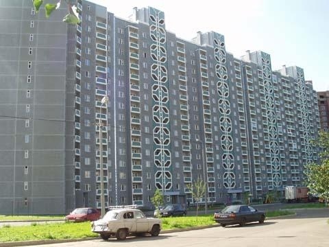 Київ, Сосницька вул., 19