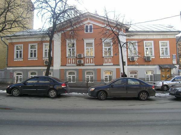 Київ, Ярославів Вал вул., 27