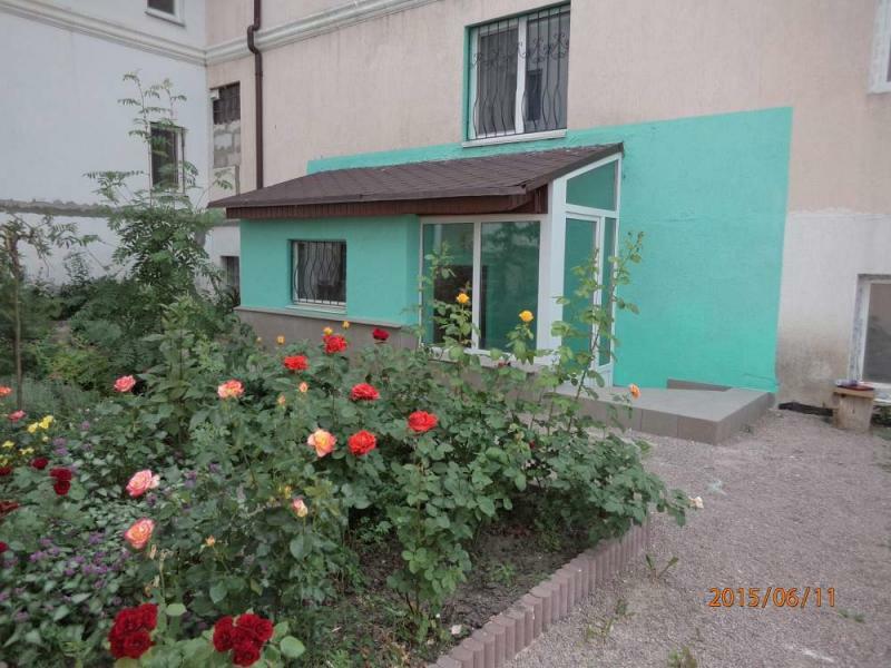 Київ, Чехова вул., 7