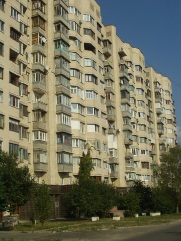 Киев, Августина Волошина ул., 2