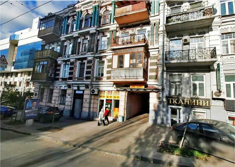 Київ, Тараса Шевченка бул., 48А