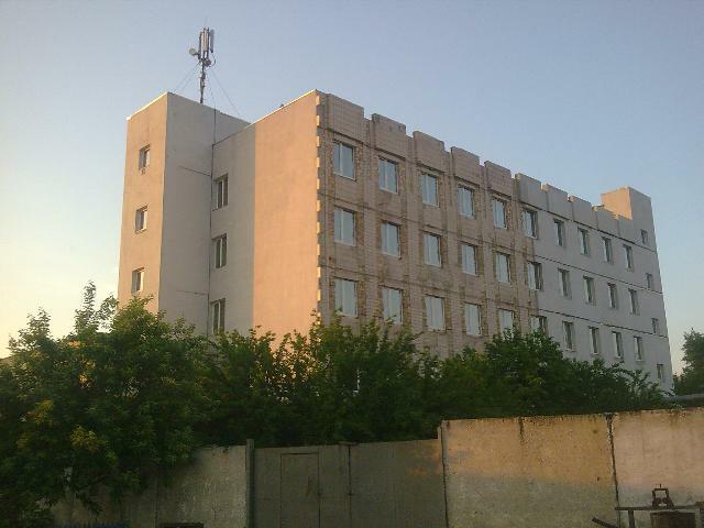 Киев, Тепловозная ул., 18Г