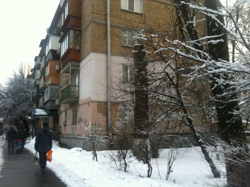 Киев, Чоколовский бул., 33