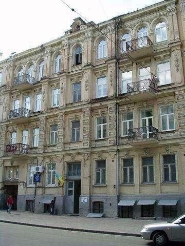 Київ, Шота Руставелі вул., 22А