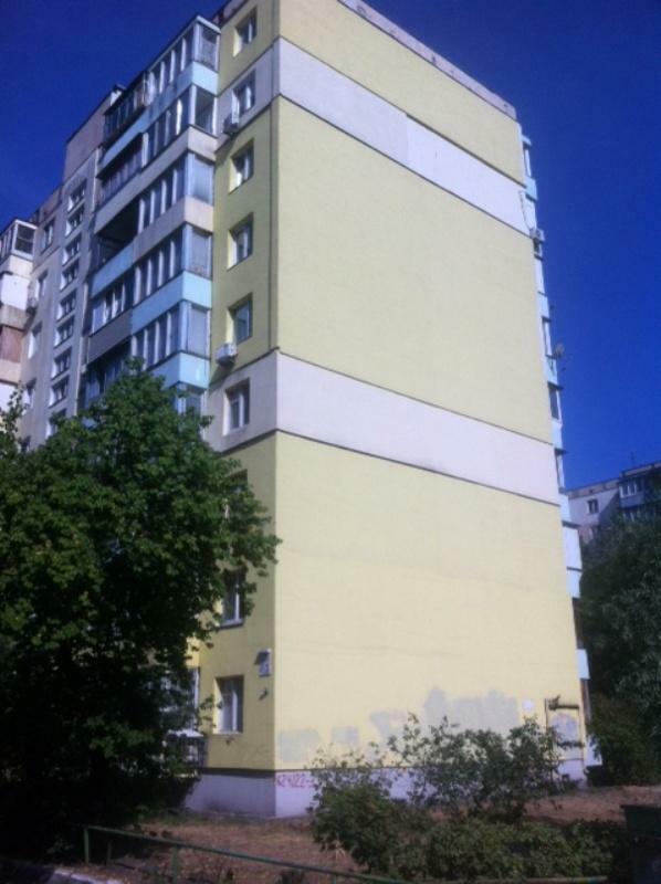 Київ, Ентузіастів вул., 7