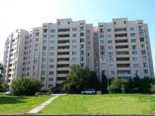 Продаж 3-кімнатної квартири 74 м², Райдужна вул., 14