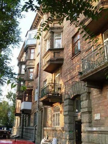 Київ, Героїв Севастополя вул., 9а