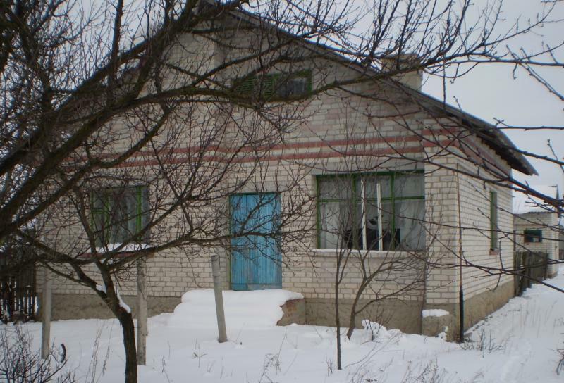 Житомирська обл., Попільнянський район, смт Корнин, Солнечная вул., 1