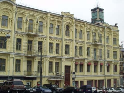 Київ, Басейна вул., 1/2А