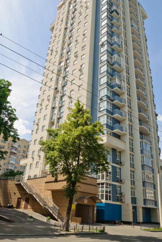 Аренда 2-комнатной квартиры 94 м², Белорусская ул., 3