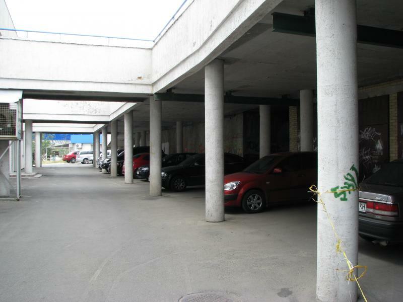 Киев, Александра Мишуги ул., 7А