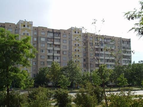 Киев, Сержа Лифаря ул., 1