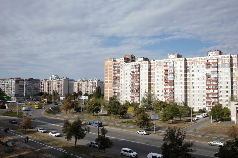 Продаж 2-кімнатної квартири 54 м², Сержа Лифаря вул., 5