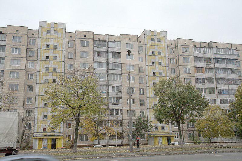 Продажа 2-комнатной квартиры 54 м², Сержа Лифаря ул., 5