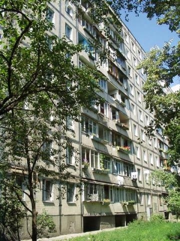 Киев, Анатолия Соловьяненко ул., 4