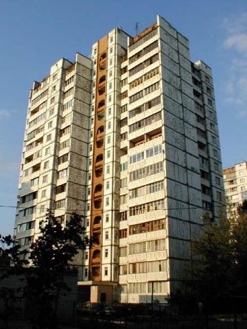 Київ, Олександра Довженка вул., 16А