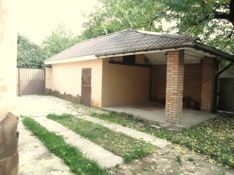 Киев, Академика Туполева ул., 19