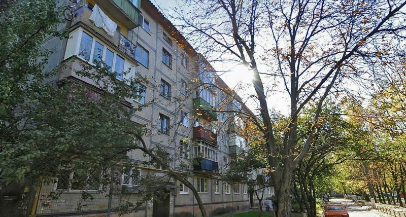 Киев, Академика Туполева ул., 17