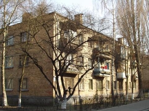 Киев, Александра Бестужева пер., 13