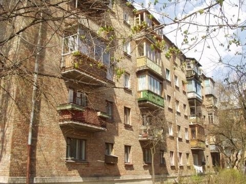 Киев, Академика Карпинского ул., 8