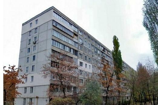 Київ, Анатолія Солов'яненко вул., 14