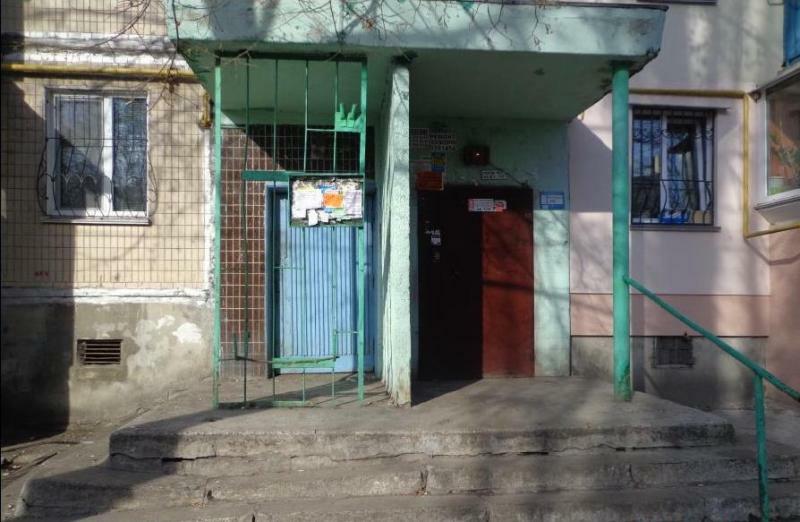 Київ, Анатолія Солов'яненко вул., 14