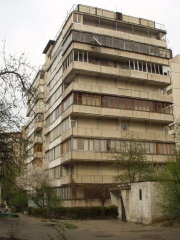 Київ, Олексіївська вул., 3А