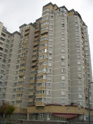 Київ, Миколи Амосова вул., 2