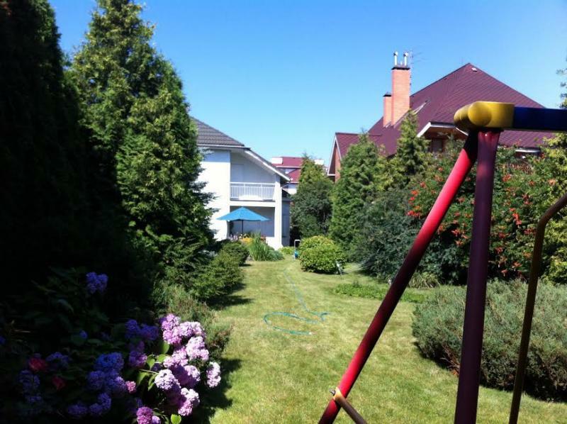 Київ, Олександрівська вул., 46