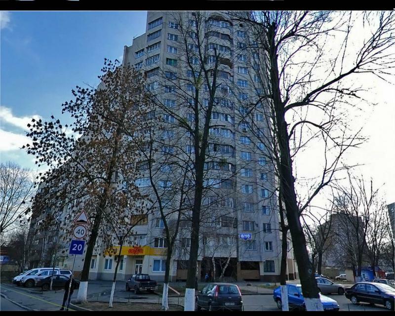 Київ, Багговутівська вул., 8/10