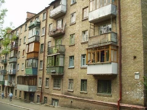 Київ, Багговутівська вул., 28