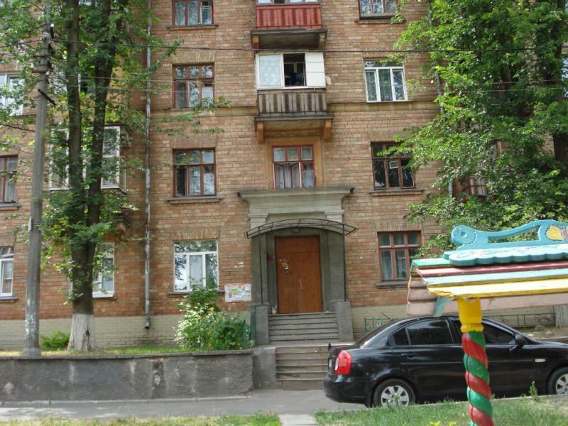 Киев, Маричанская ул., 3