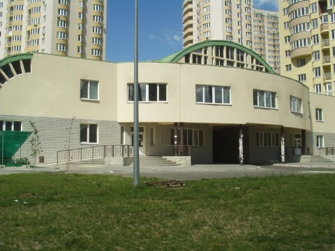 Київ, Анни Ахматової вул., 46А