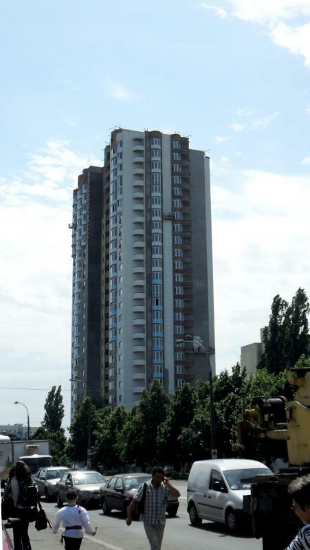 Киев, Архитектора Вербицкого ул., 36
