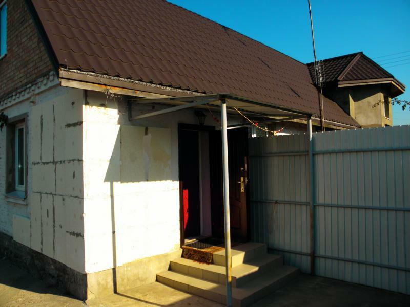 Киевская обл., Вышгородский район, с. Новые Петровцы, Свято-Покровская ул., 123