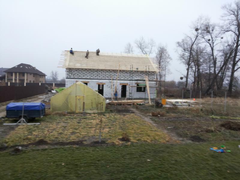 Киевская обл., Броварской район, с. Погребы, Независимости ул., 43