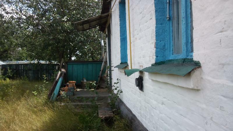 Житомирская обл., Попельнянский район, пгт Корнин, 60-летия Октября ул., 17