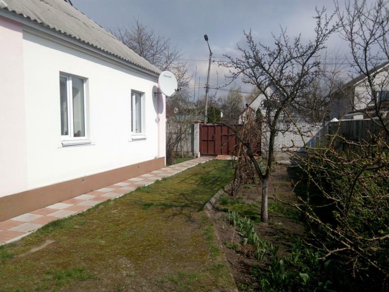 Киевская обл., Броварской район, г. Бровары, Евгения Зеленского ул., 61