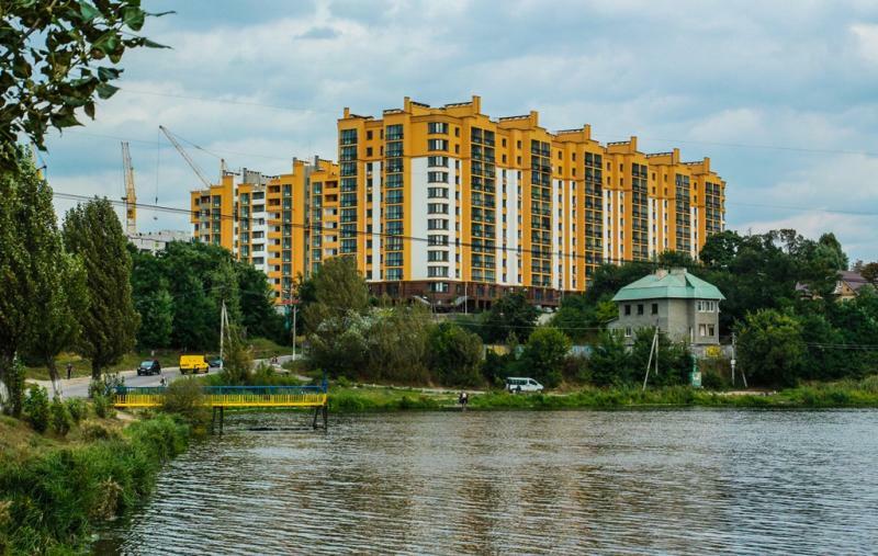 Киевская обл., Киево-Святошинский район, с. Петропавловская Борщаговка, Соборная ул., 10