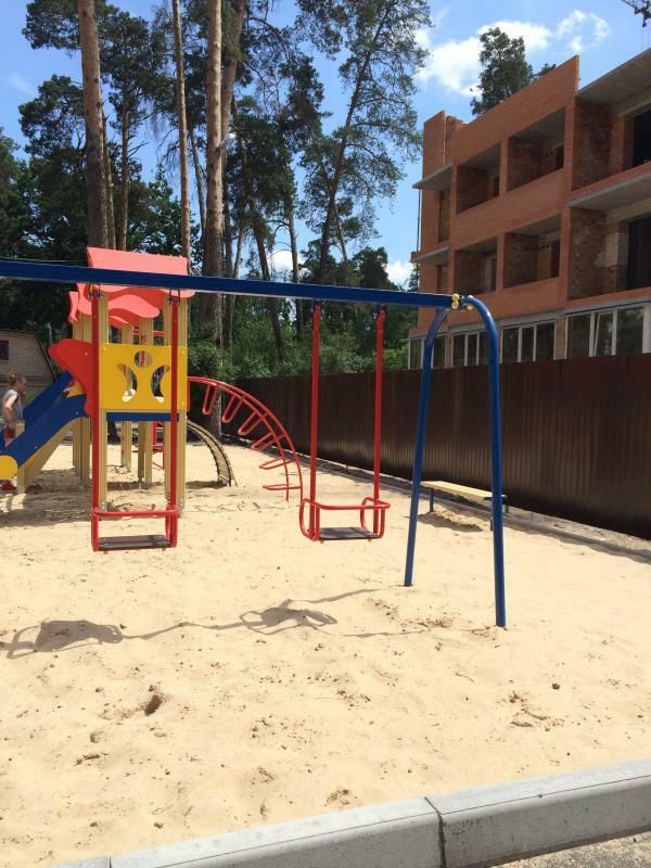 Київська обл., Бучанський район, смт Ворзель, Кленова вул., 40