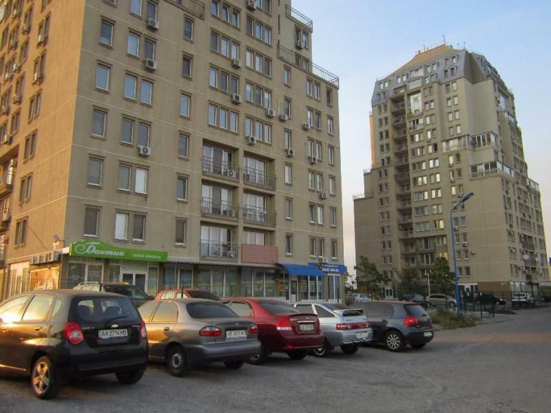 Днепропетровская обл., Днепровский район, пгт Слобожанское, 8 Марта (Слобожанское) ул., 9В